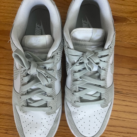 Nike Dunks Low - Women’s - Picture 4 of 5